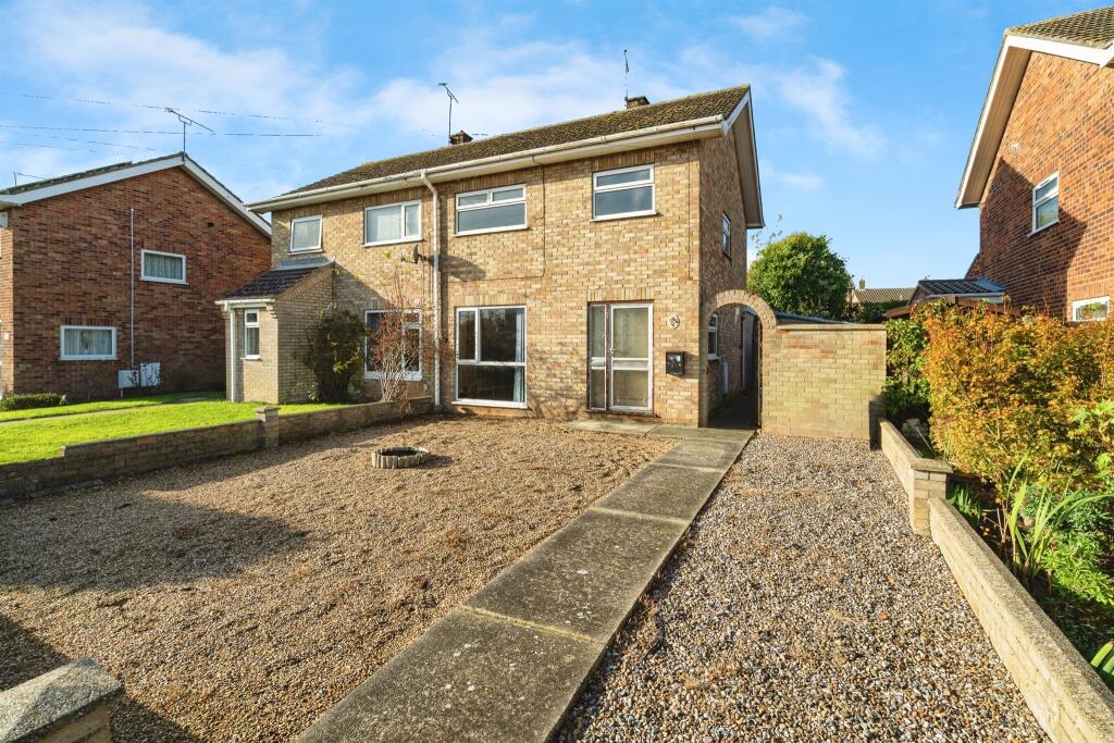 Main image of property: Rosedale Gardens, Belton, Great Yarmouth