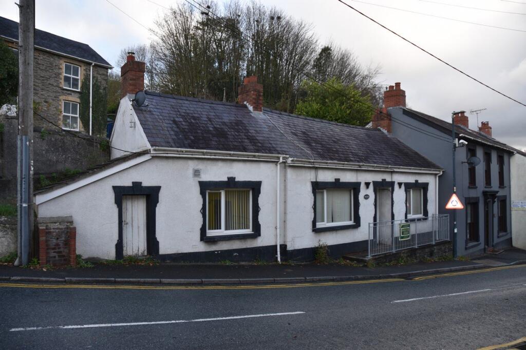 Main image of property: Westra, Newcastle Emlyn