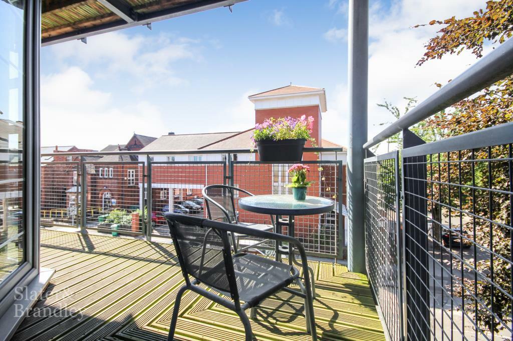 Main image of property: 77 Musters Road, West Bridgford , Nottingham , NG27PY