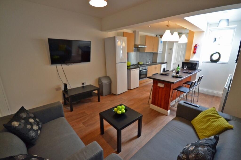 Main image of property: Humber Road, Beeston, Nottingham, Nottinghamshire, NG9