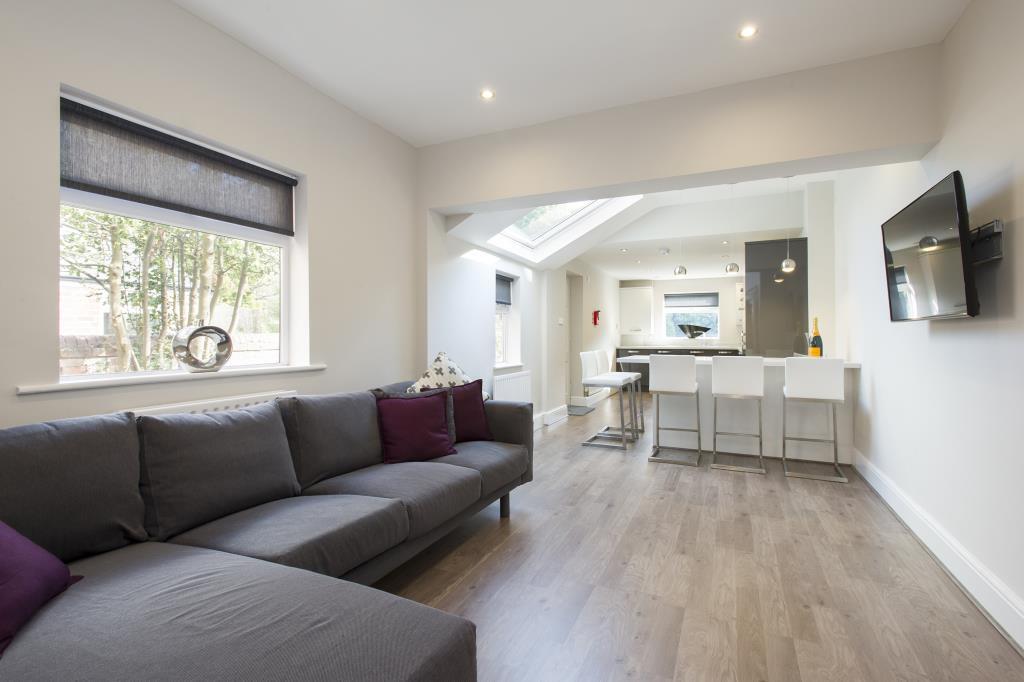 Main image of property: **INCLUSIVE OF ALL BILLS & COMMUNAL CLEANER** Room 2, North Road, West Bridgford, NG2