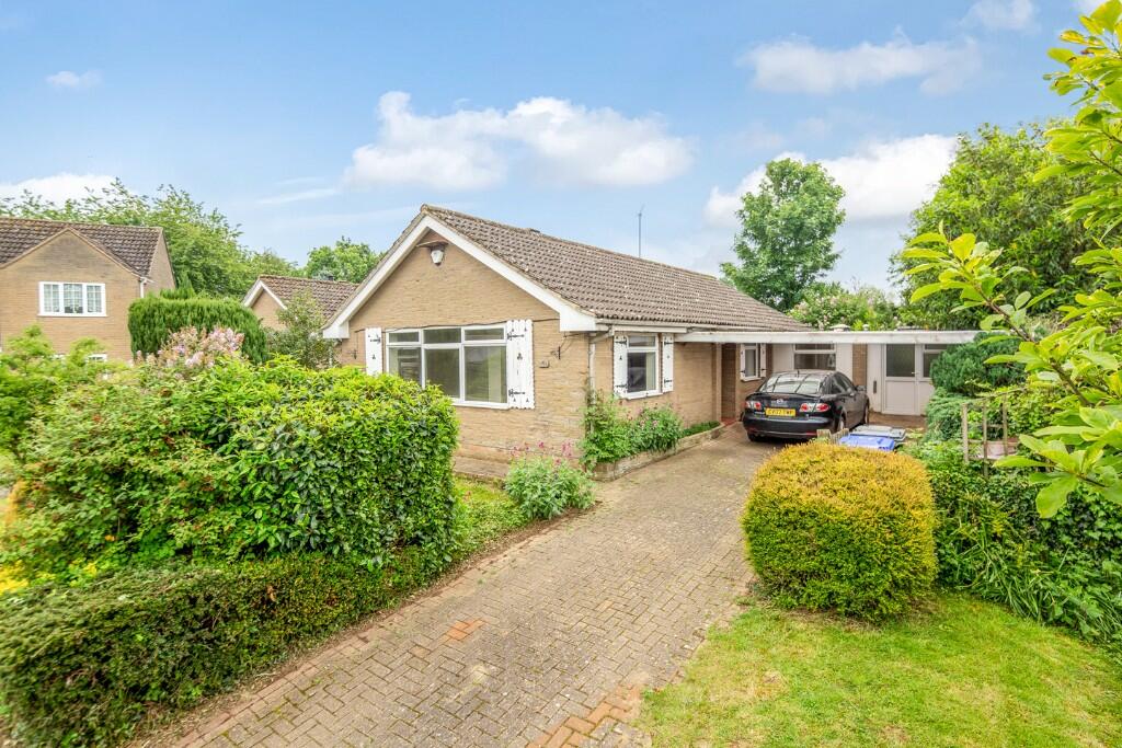3 bedroom detached bungalow for sale in Thomas Close, Byfield