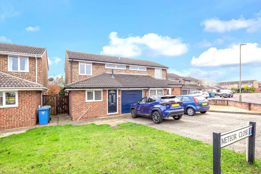 Main image of property: Meteor Close, Bicester, Oxfordshire, OX26
