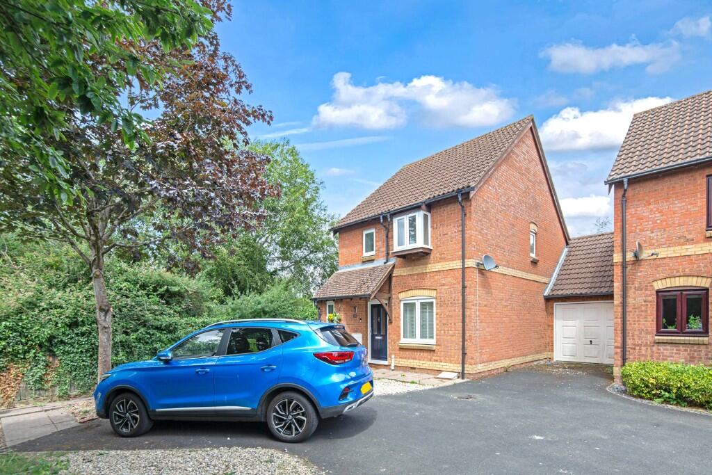 Main image of property: Hawksmead, Bicester, Oxfordshire, OX26