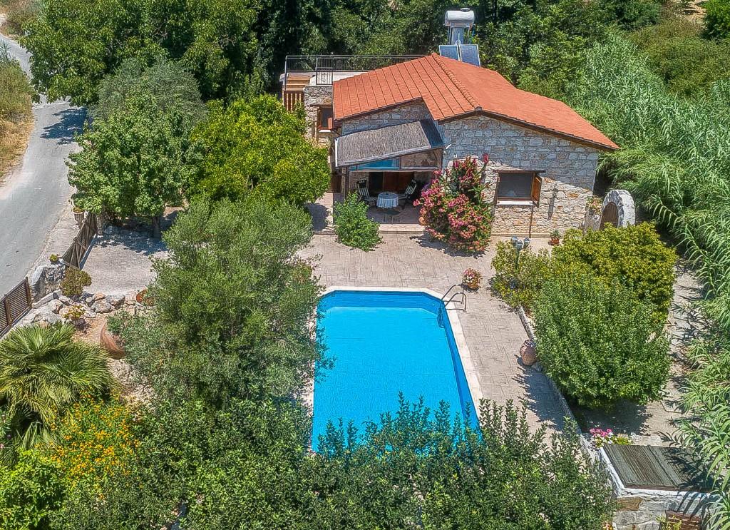 2 bedroom detached bungalow for sale in Giolou, Paphos, Cyprus