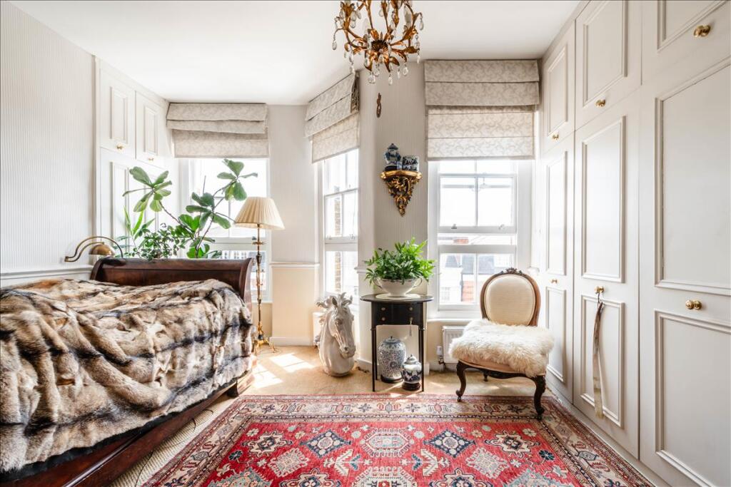 Main image of property: Cavendish Mansions, Clerkenwell, EC1R
