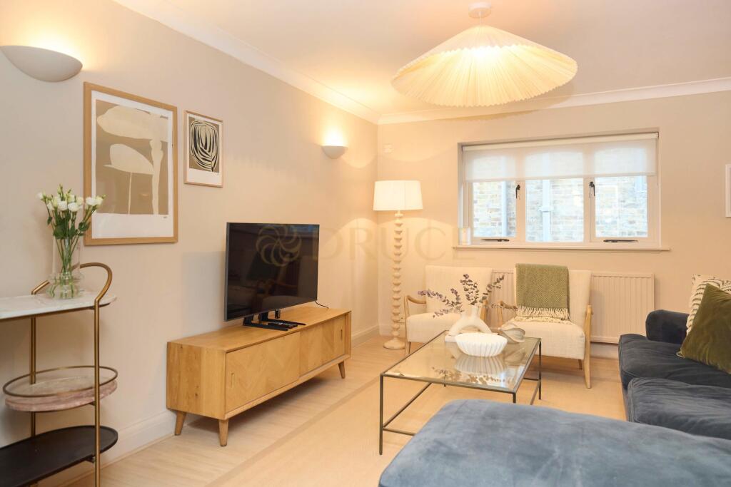Main image of property: Macroom Road, W9