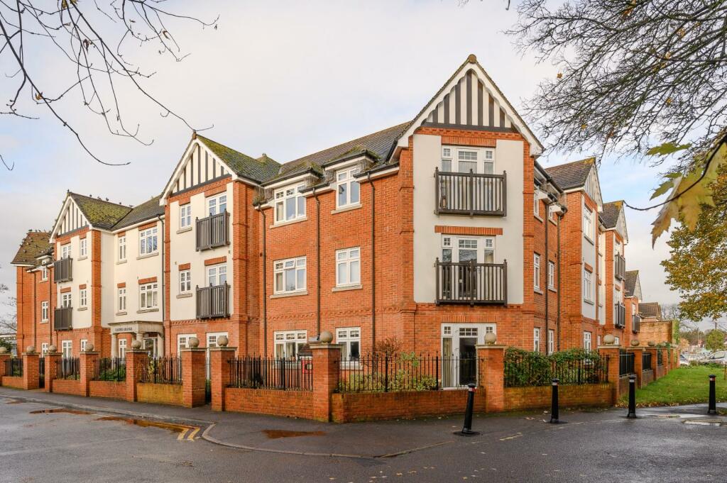 2 bedroom retirement property for sale in High Road, Byfleet, West