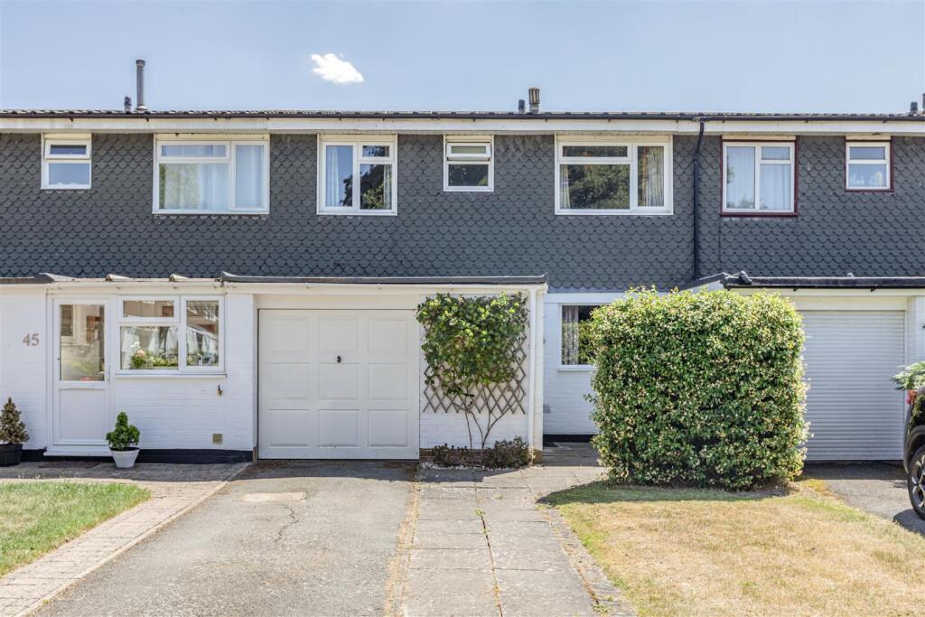 Main image of property: Green Lane Close, Byfleet, West Byfleet