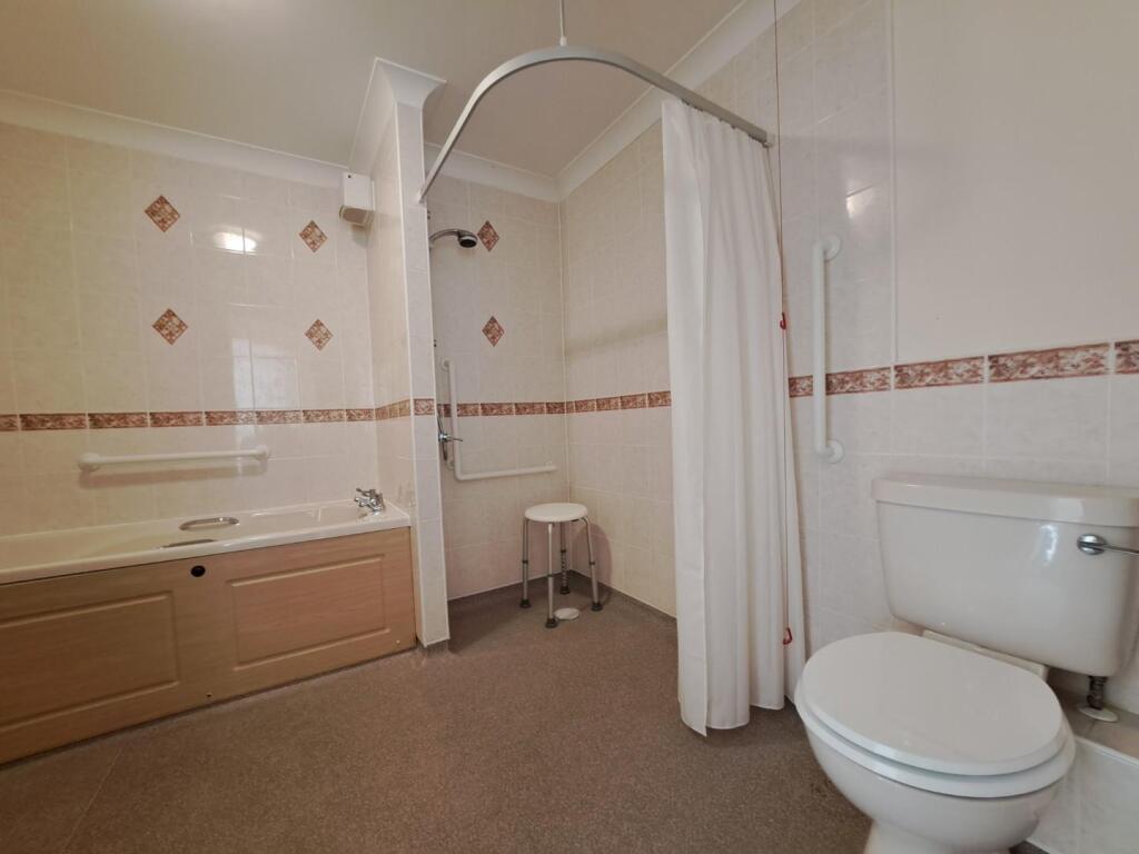 Main image of property: 17 Oyster Lane, Byfleet, West Byfleet