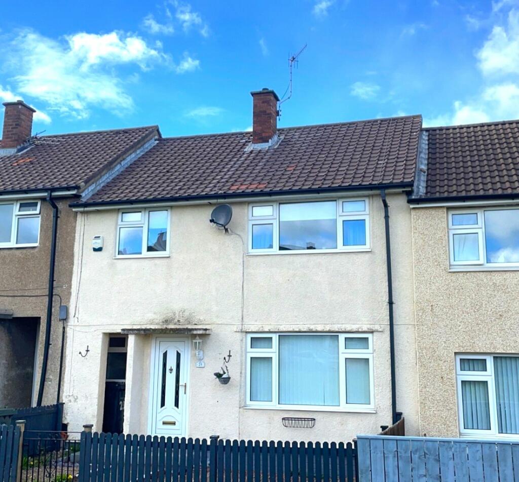 3 bedroom terraced house for sale in Parkwood Avenue, Prudhoe, NE42