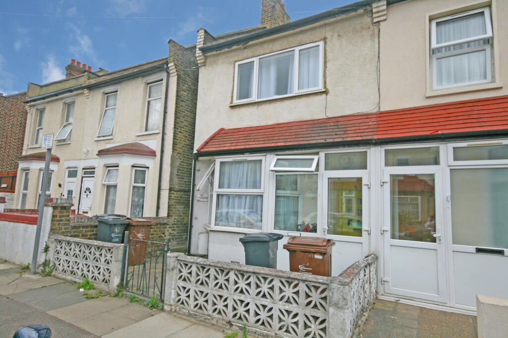 Main image of property: Victoria Road, Barking, IG11