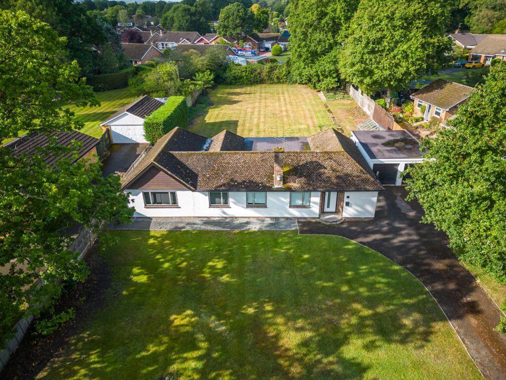 Main image of property: The Glade, Fetcham