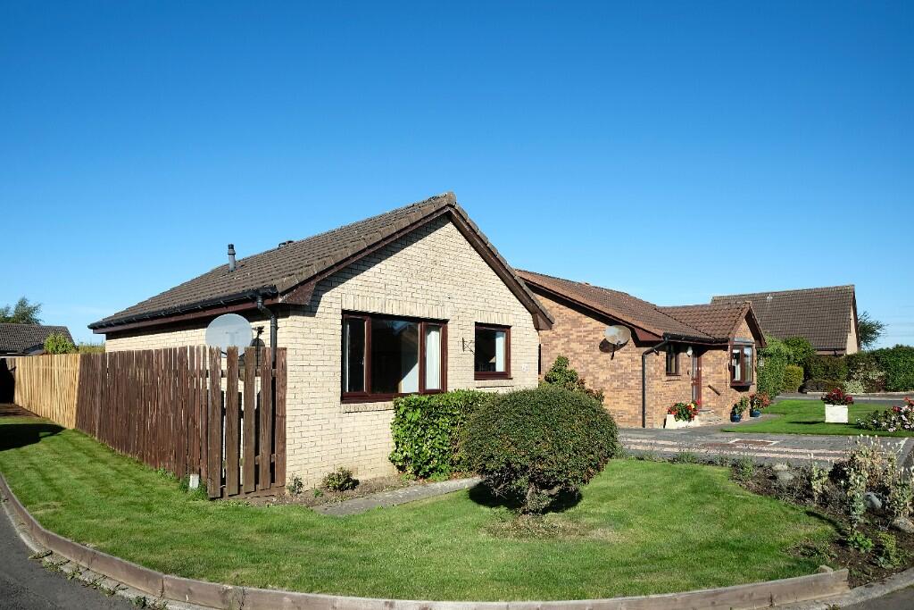 Main image of property: 32 Bevan Place, KY11 2HR