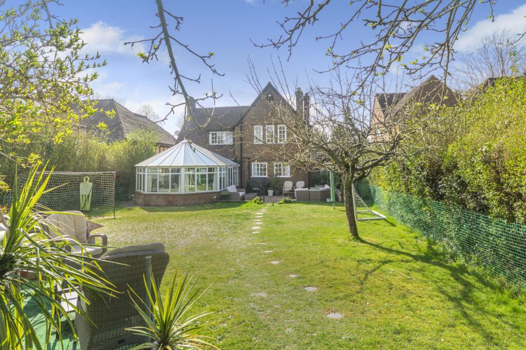 Main image of property: Amersham Road, Little Chalfont