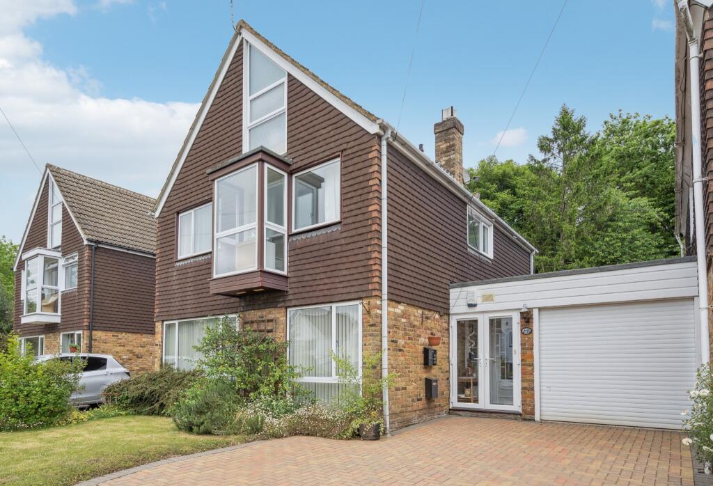 Main image of property: Linfields, Little Chalfont