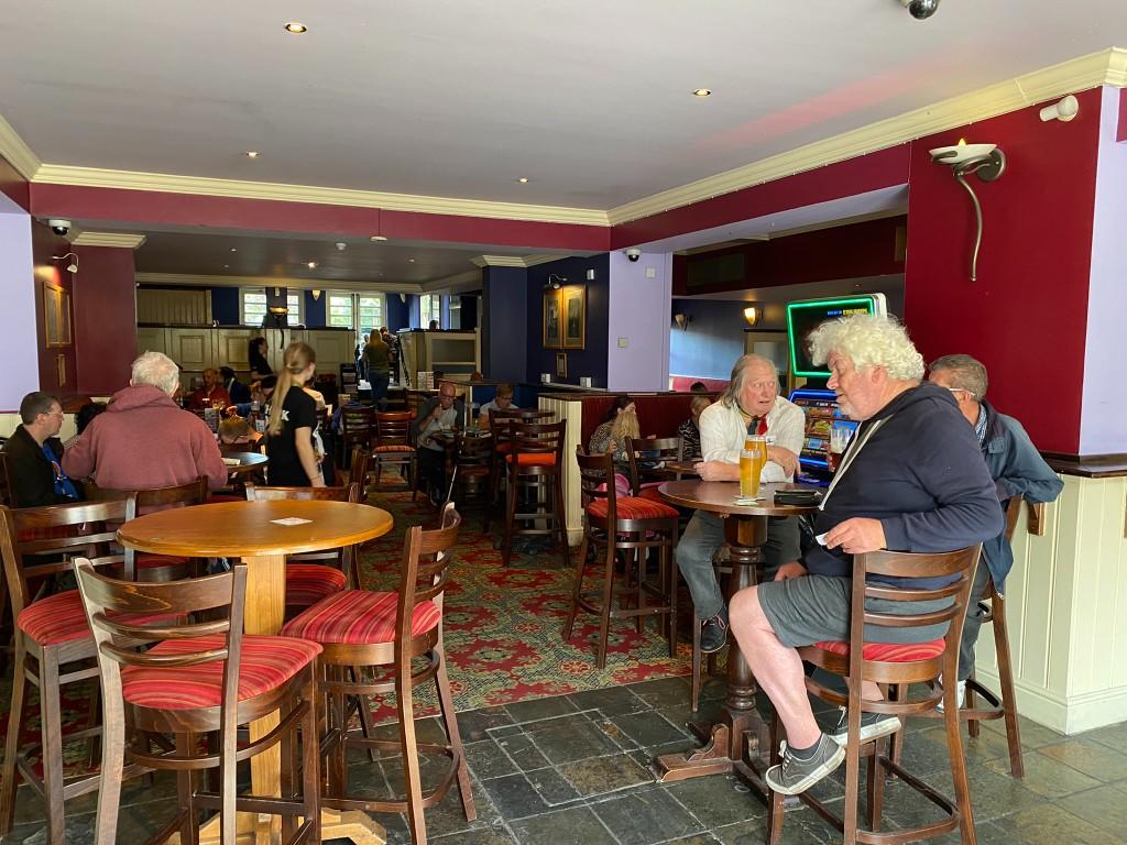 Pub for sale in Wards End, Loughborough, Leicestershire, LE11