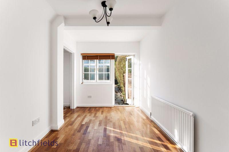 3 bedroom terraced house for sale in Oakwood Road, Hampstead Garden Suburb, NW11 , NW11