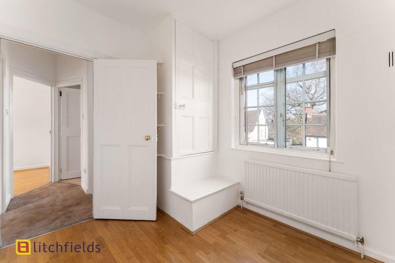 3 bedroom terraced house for sale in Oakwood Road, Hampstead Garden Suburb, NW11 , NW11