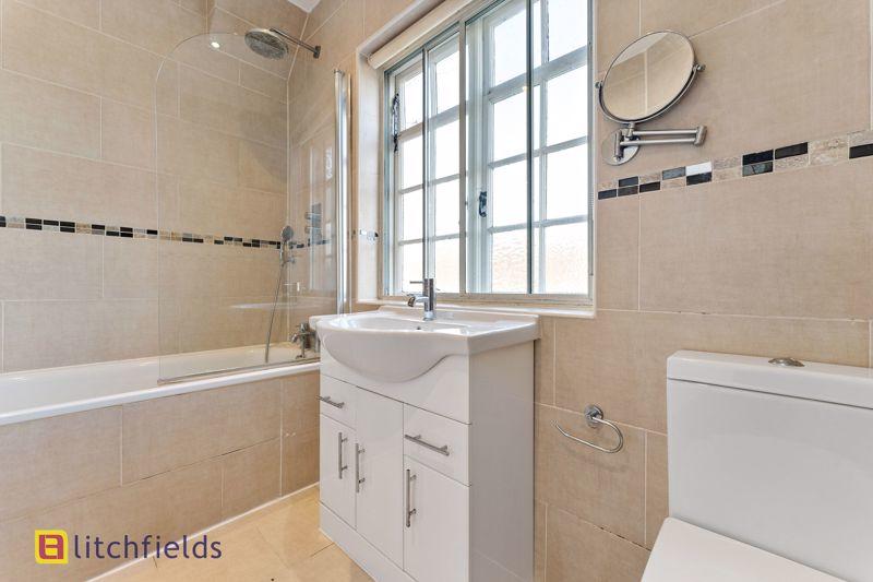 3 bedroom terraced house for sale in Oakwood Road, Hampstead Garden Suburb, NW11 , NW11