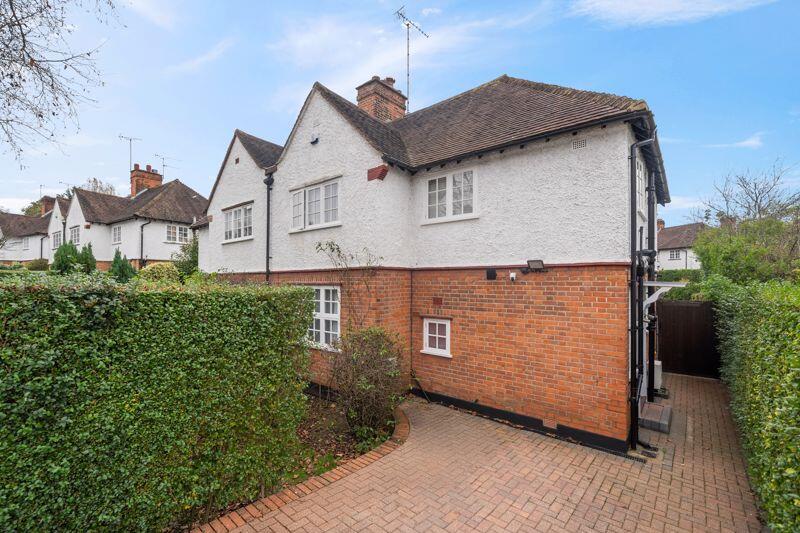 Main image of property: Brookland Hill, Hampstead Garden Suburb, NW11