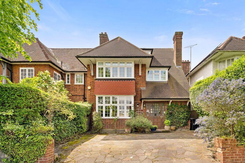 Main image of property: The Ridgeway, Golders Green, NW11
