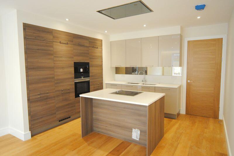 Main image of property: Beechcroft Avenue, Golders Green, NW11