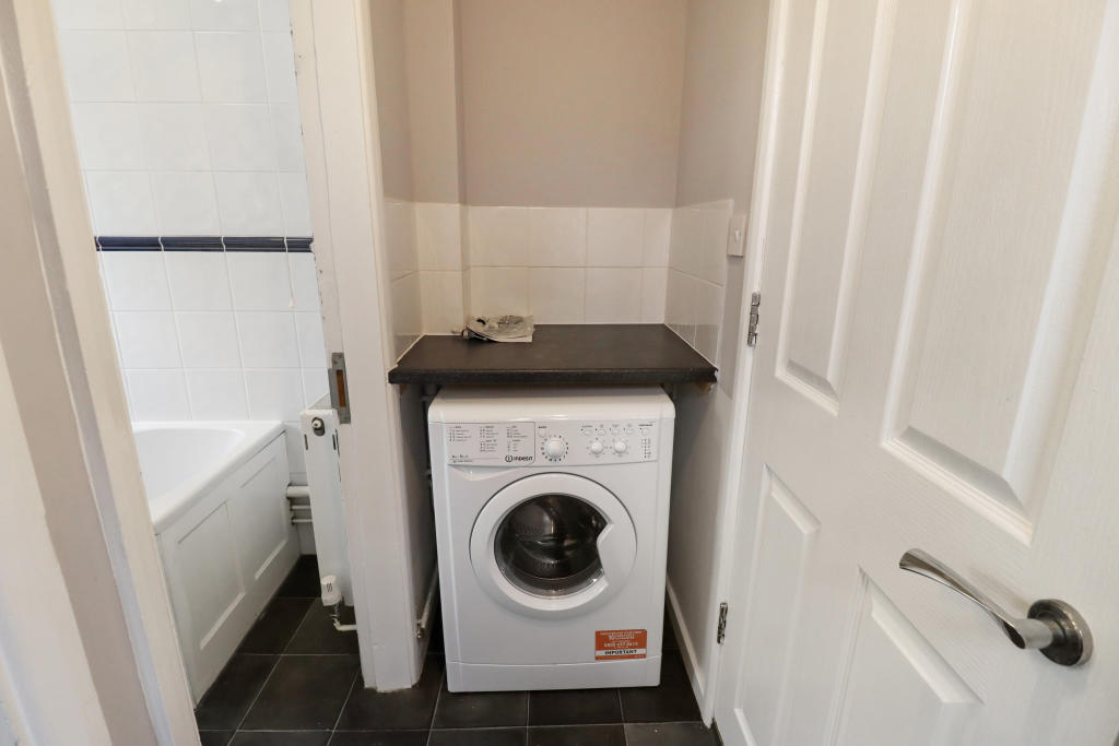 Additional property image - 36 Clapham Terrace, Leamington Spa