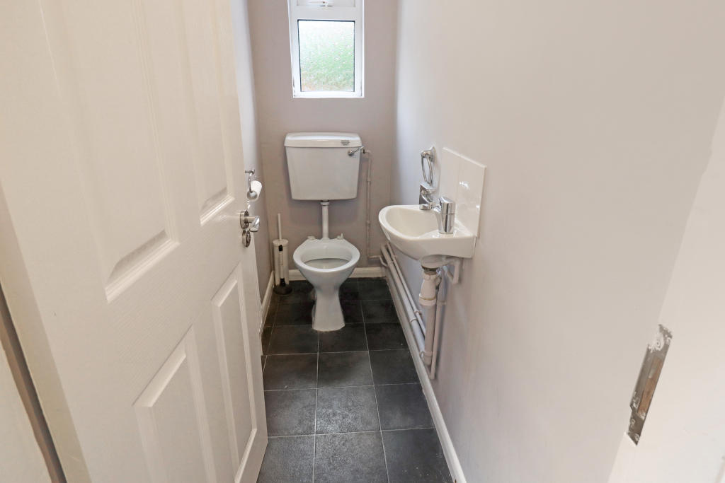 Additional property image - 36 Clapham Terrace, Leamington Spa
