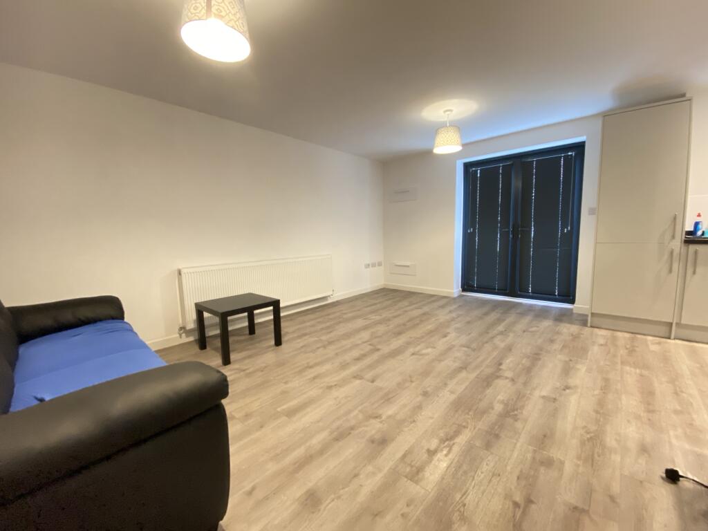 Additional property image - Flat 2, 7 Court Street, Leamington Spa
