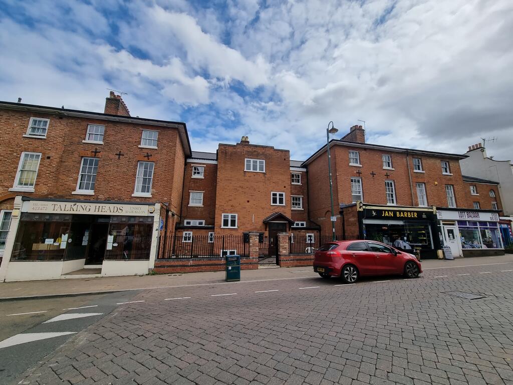 Main image of property: Flat 8, 35 Clemens Street, Leamington Spa