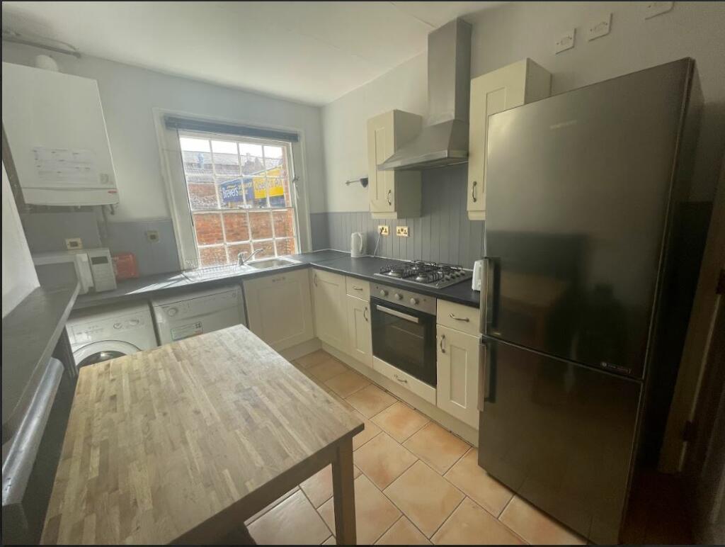 Additional property image - 33 Chandos Street, Leamington Spa