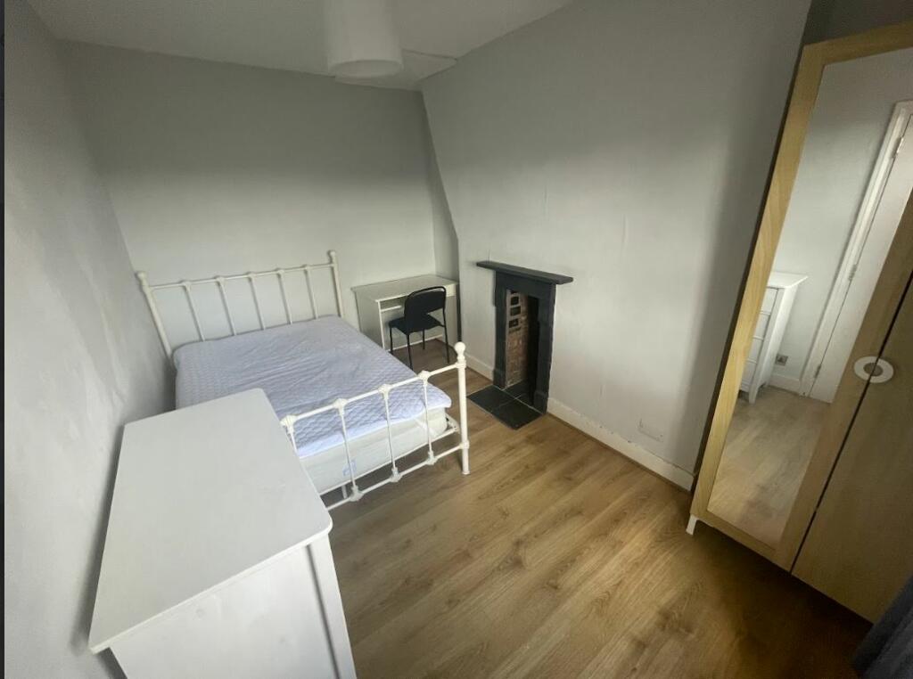 Additional property image - 33 Chandos Street, Leamington Spa