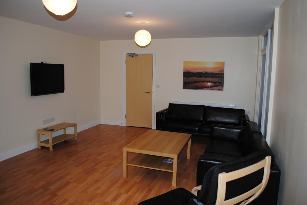 Additional property image - 12 Station Approach, Leamington Spa