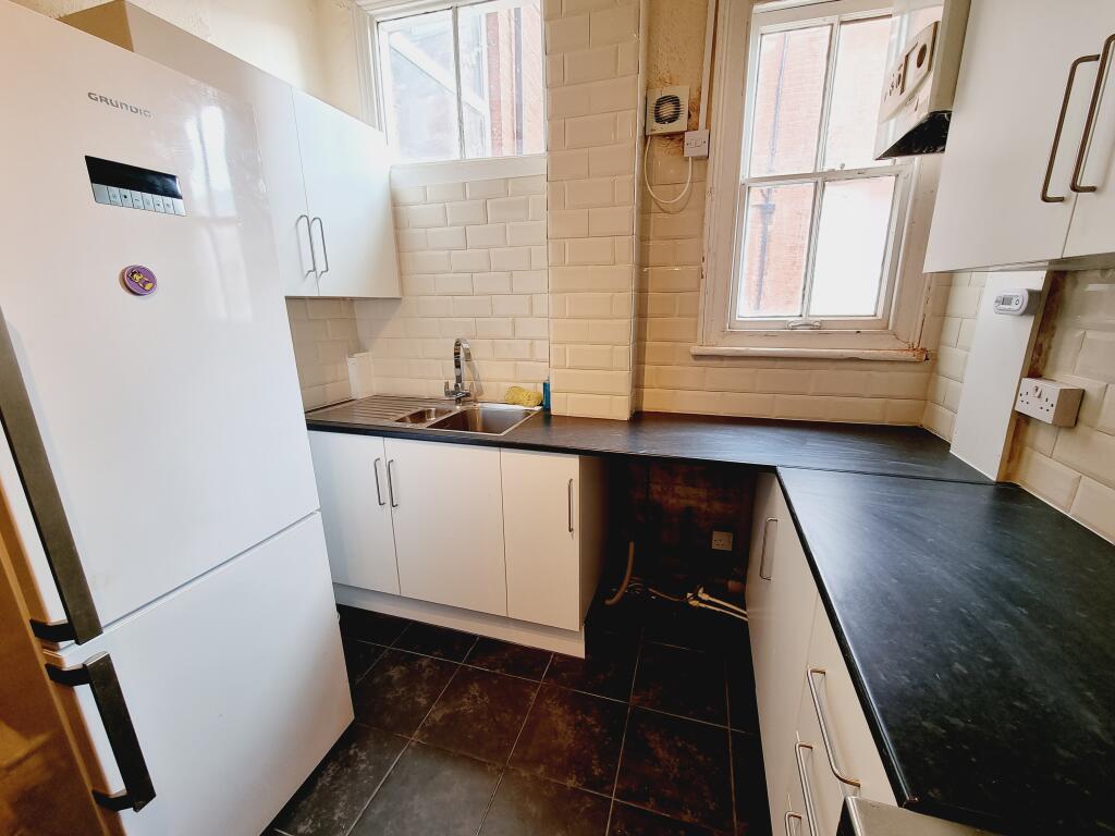 Additional property image - 63 Avenue Road, Leamington Spa