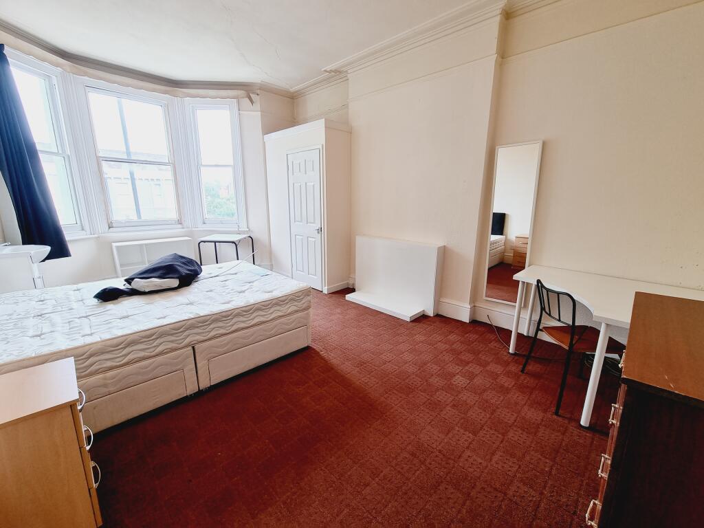 Additional property image - 63 Avenue Road, Leamington Spa