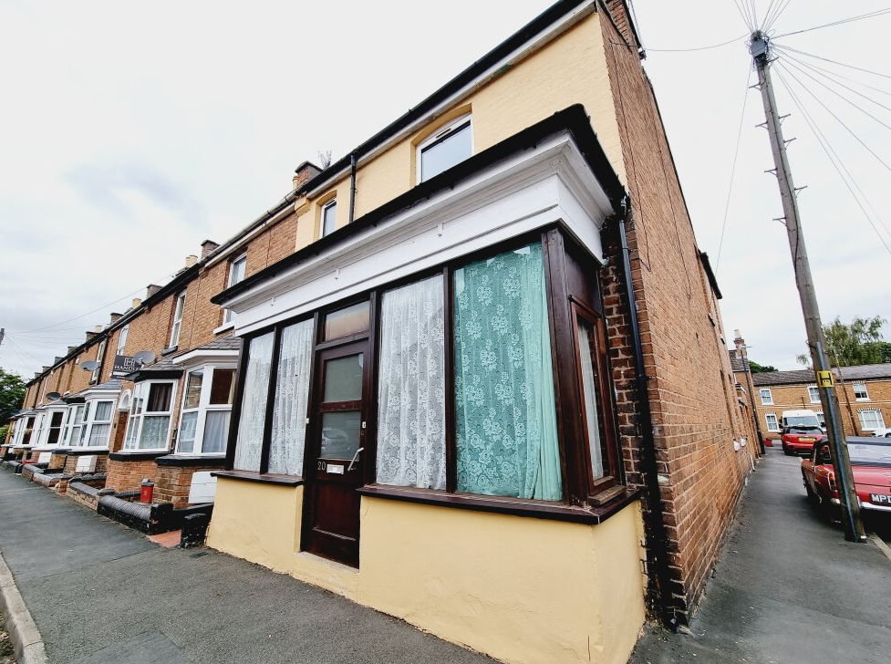 Main image of property: 20 Leam Street, Leamington Spa
