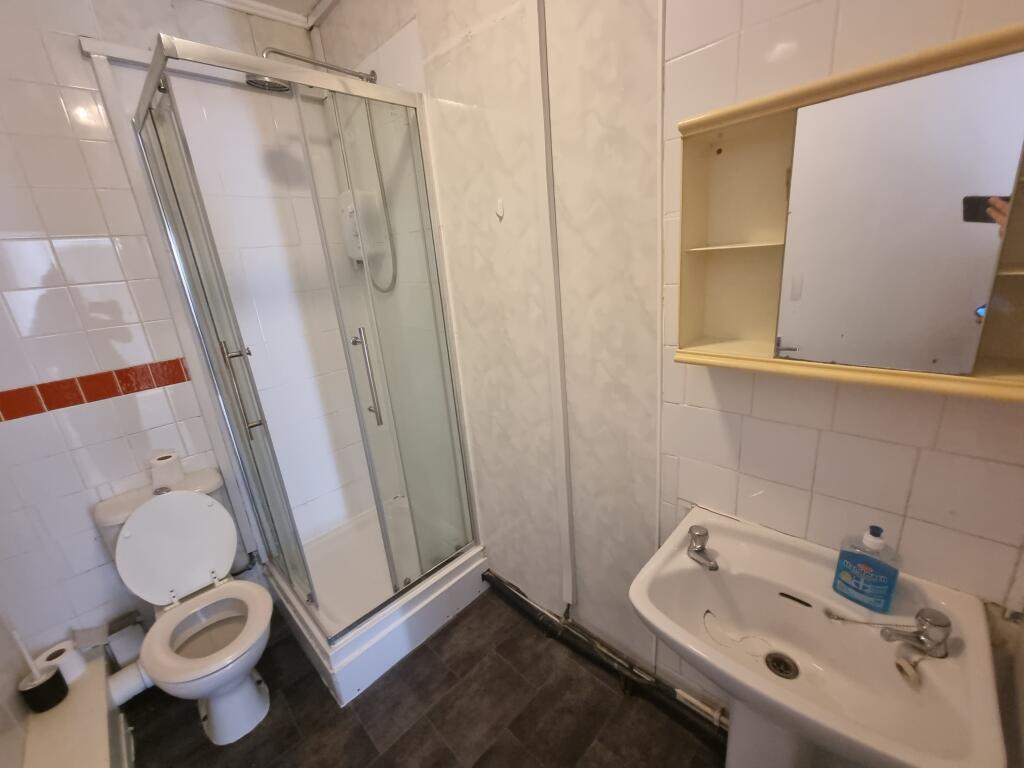 Additional property image - Flat 4, 35 Clemens Street, Leamington Spa