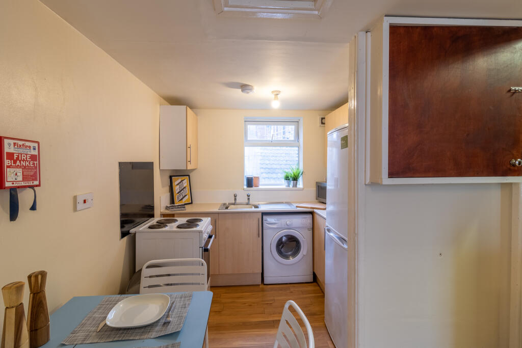 Additional property image - 4 Gloucester Street