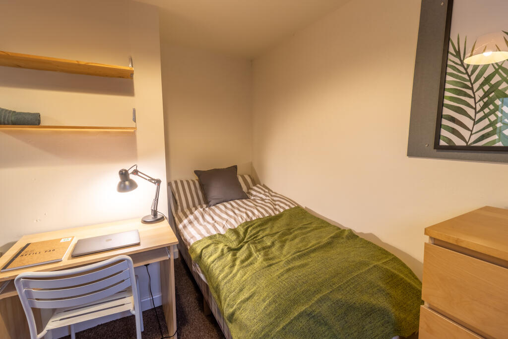 Additional property image - 4 Gloucester Street