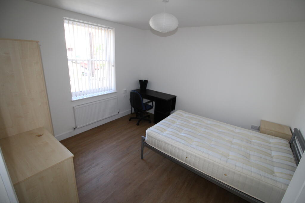 Additional property image - 3a Heathcote Road, Whitnash, Leamington Spa