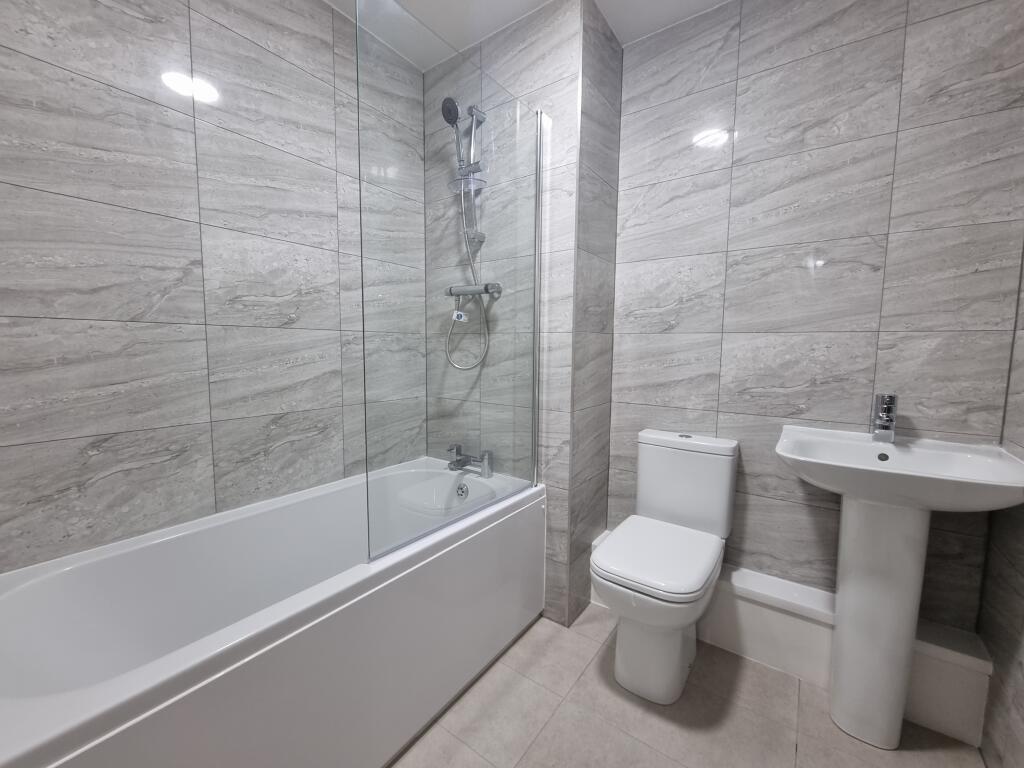 Additional property image - 9 Rai Court, Trinity Street, Leamington Spa