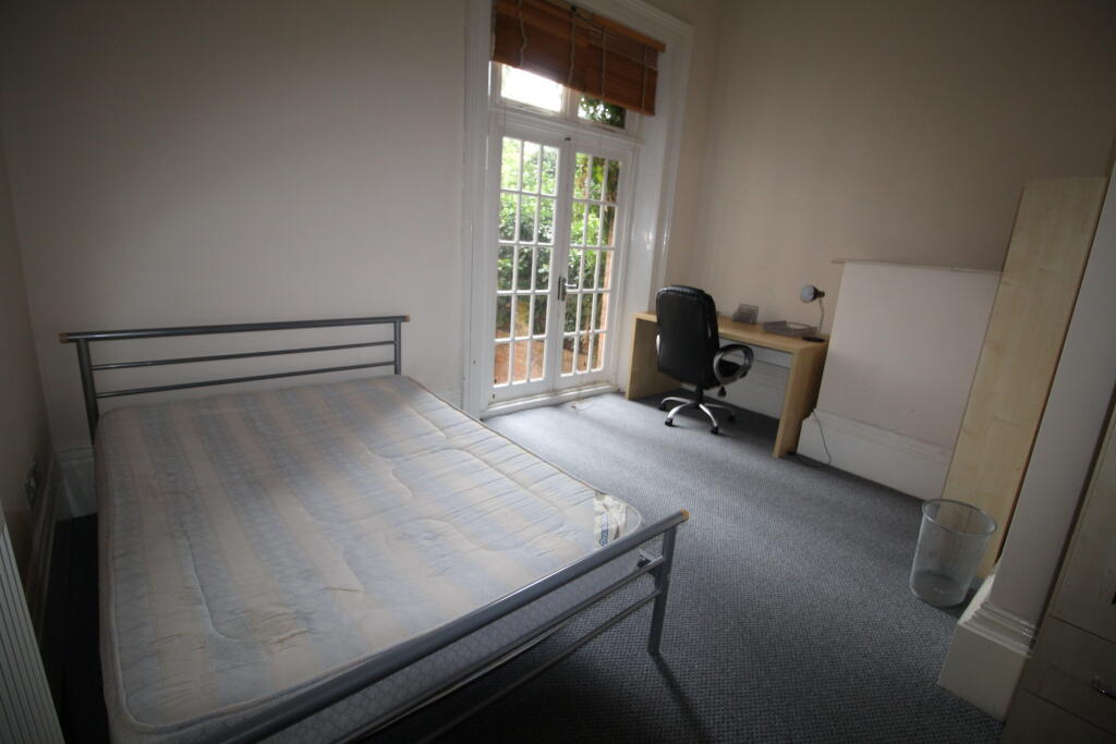 Additional property image - Room 2, Kent House, Clarendon Place
