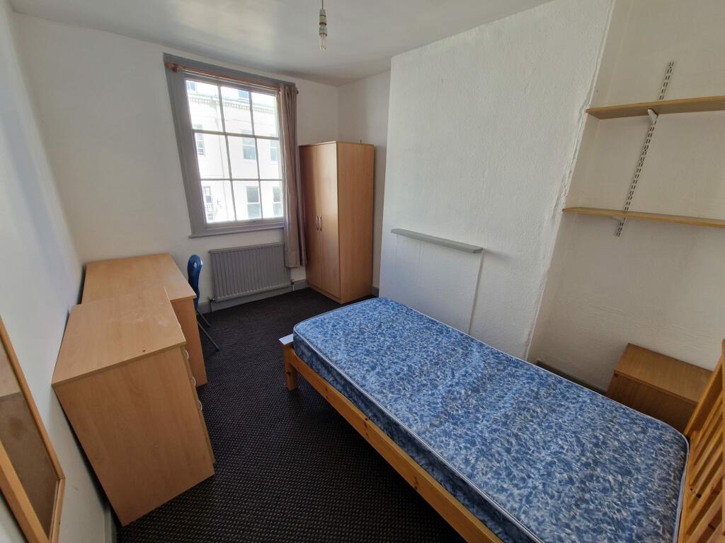 Additional property image - 94a Warwick Street, Leamington Spa