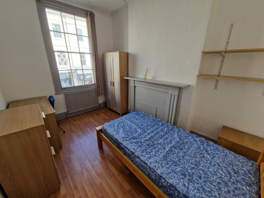 Additional property image - 94a Warwick Street, Leamington Spa