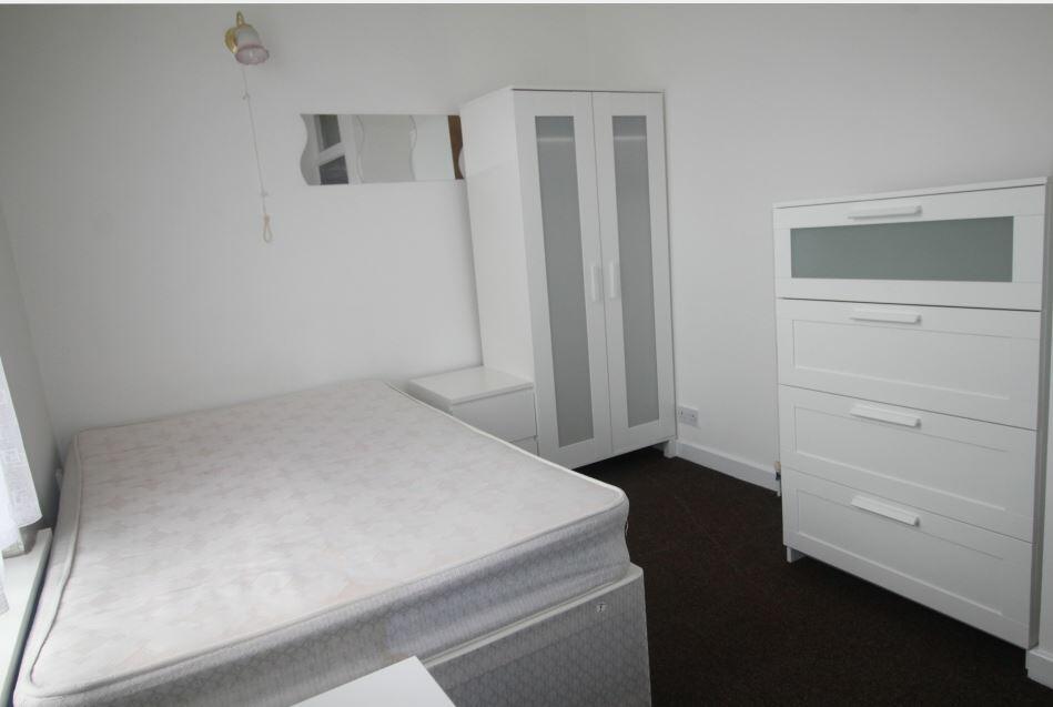 Additional property image - 111a Warwick Street, Leamington Spa