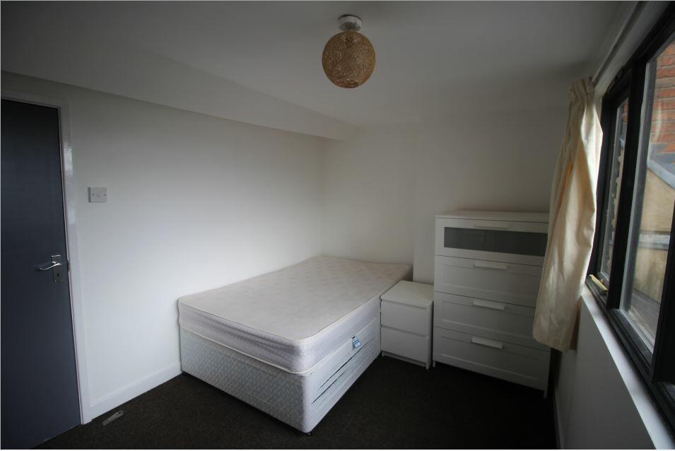 Additional property image - 111a Warwick Street, Leamington Spa