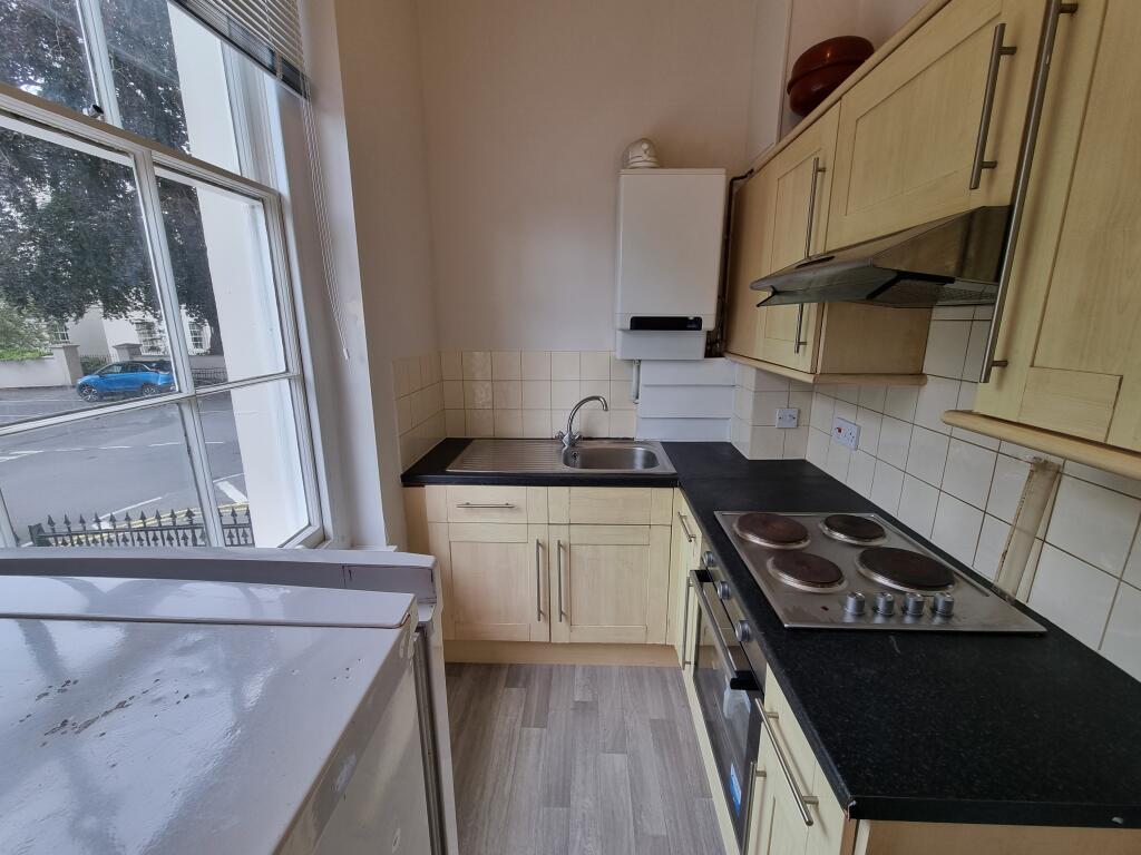Additional property image - Flat 2, 4 Beauchamp Hill, Leamington Spa