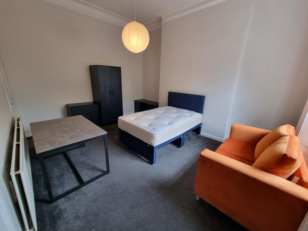Additional property image - Flat 2, 4 Beauchamp Hill, Leamington Spa