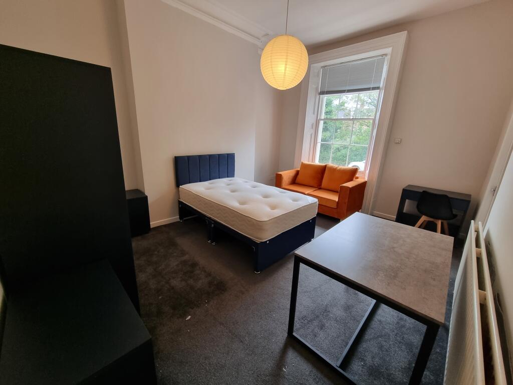 Additional property image - Flat 2, 4 Beauchamp Hill, Leamington Spa